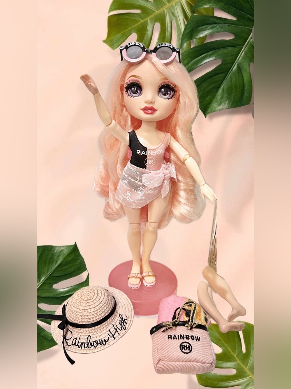 Rainbow High Pacific Coast fashion dolls -Bella Parker